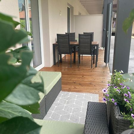 Alpenluxus Presents Design Lodge - Terrace & Car Park كرامساش المظهر الخارجي الصورة