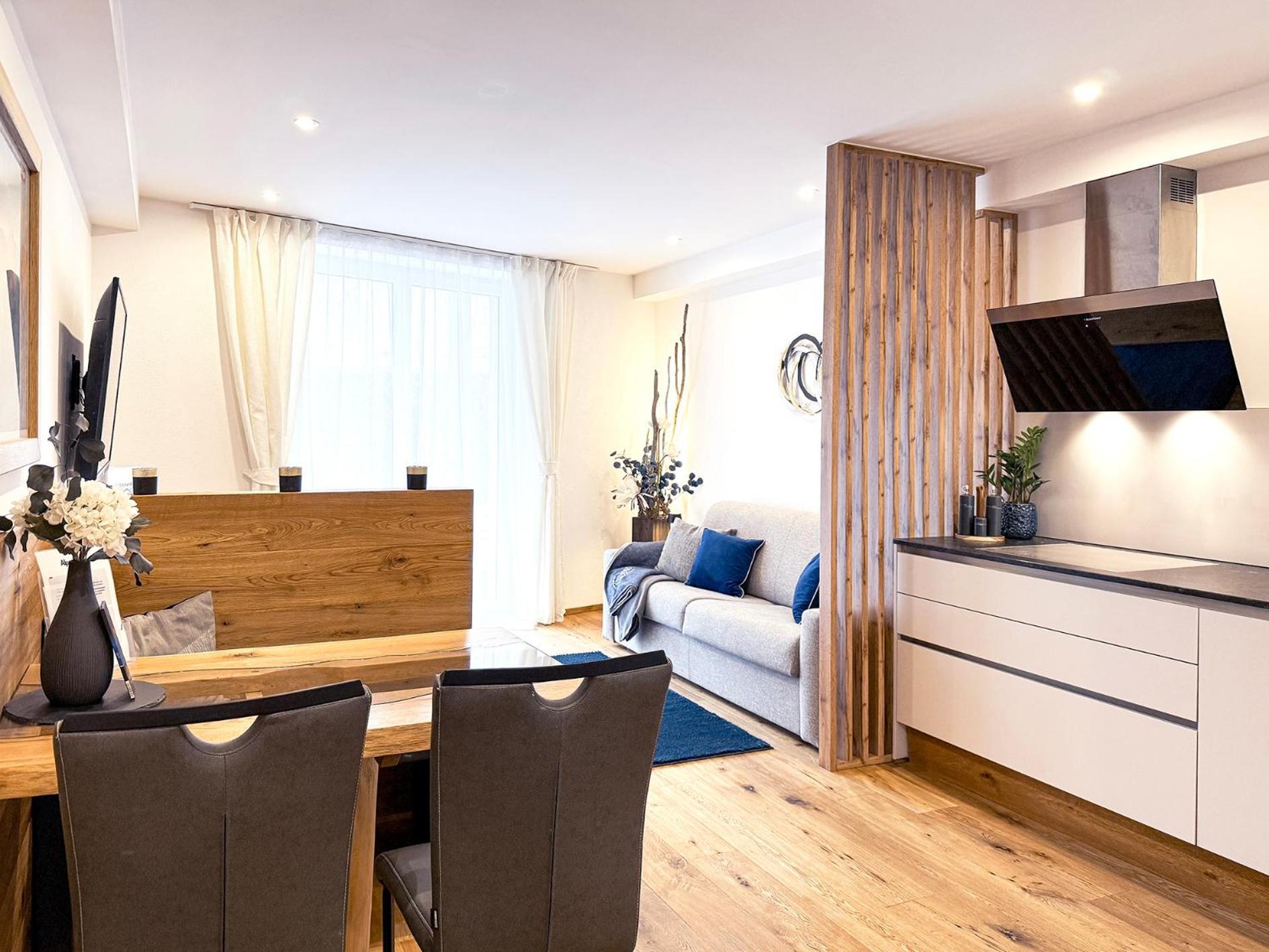 Alpenluxus Presents Design Lodge - Terrace & Car Park كرامساش المظهر الخارجي الصورة